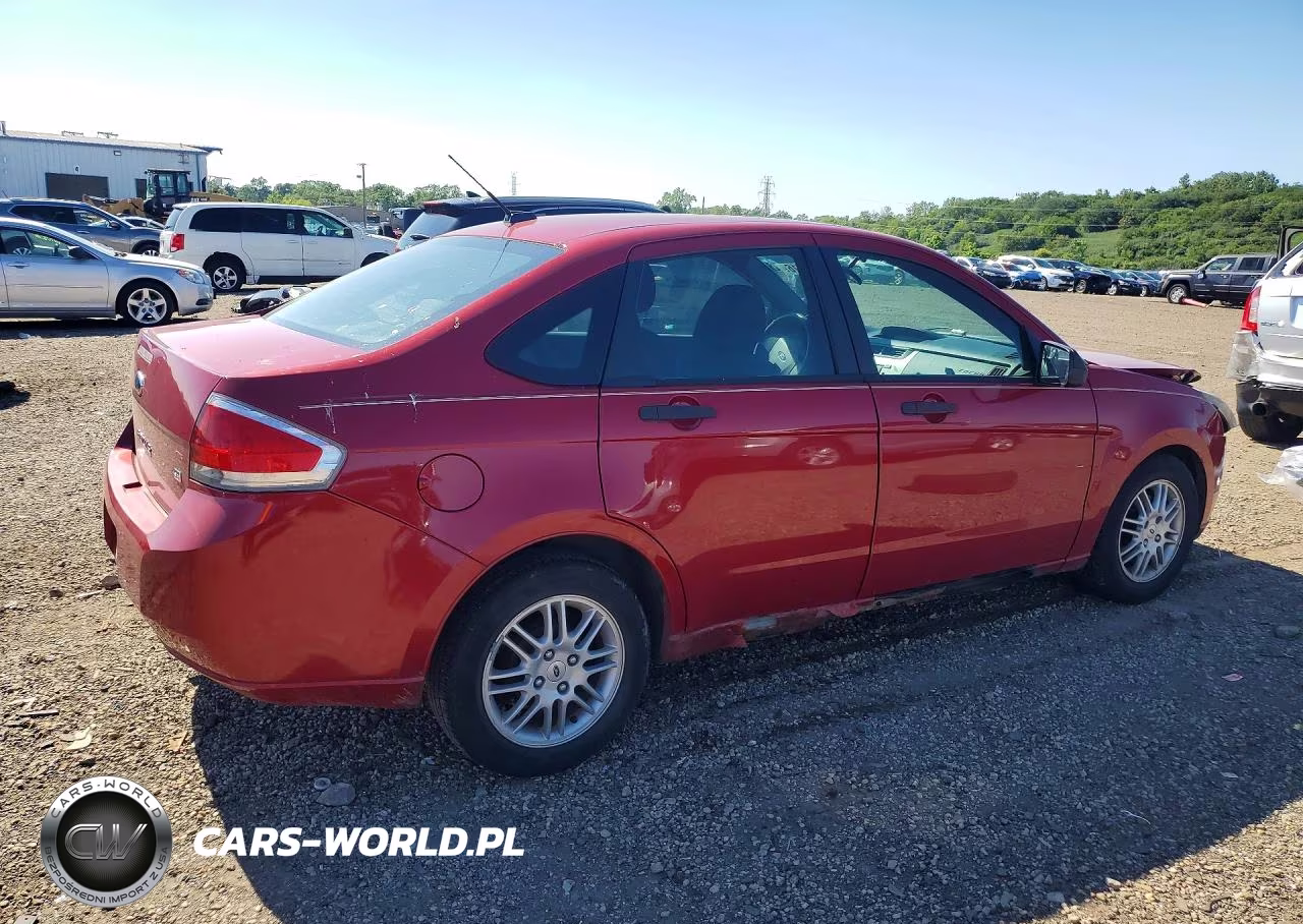 2011 Ford Focus Se VIN:1FAHP3FN2BW160678 - 3