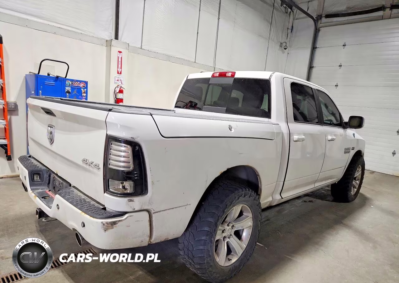 2013 Ram 1500 Sport VIN:1C6RR7MT8DS552132 - 3