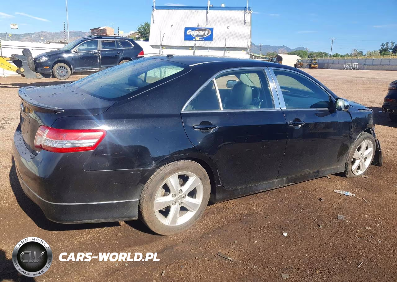 2010 Toyota Camry Se V6 VIN:4T1BK3EK7AU602804 - 3