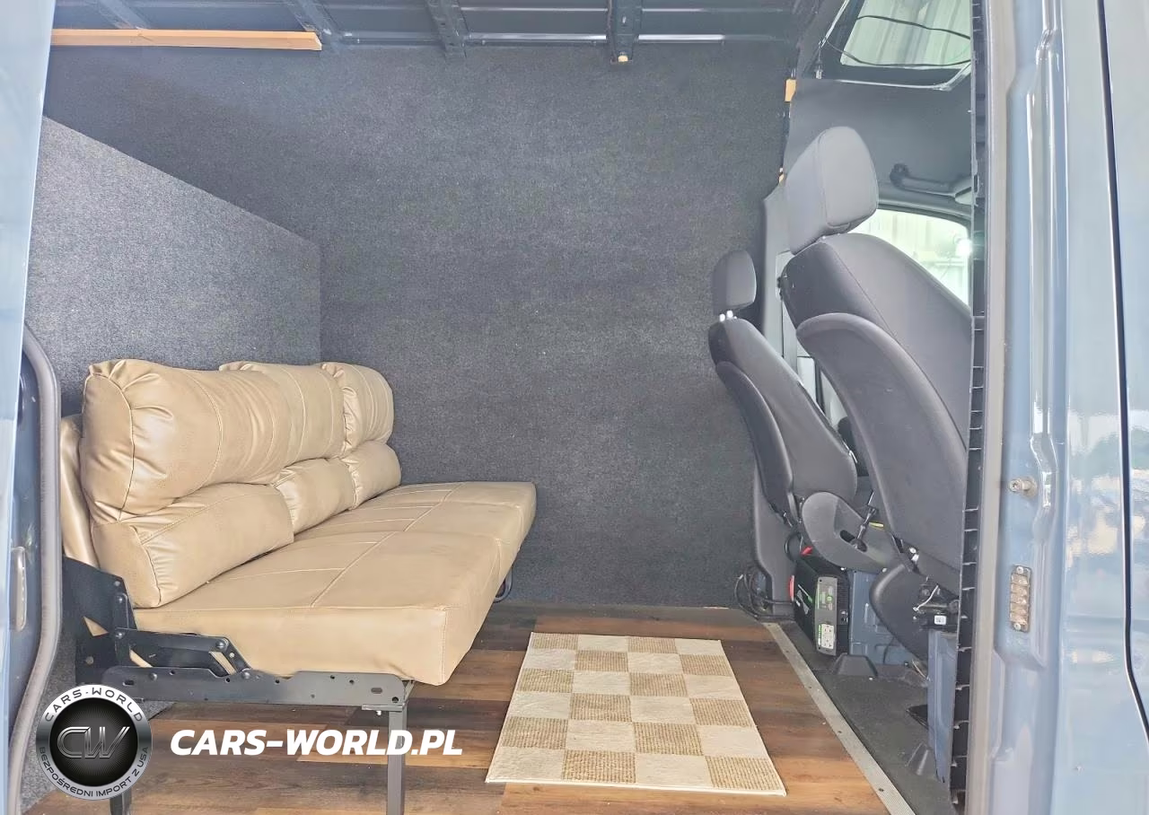 2019 Mercedes-Benz Sprinter 2500 VIN:WD4PF1CD4KP152316 - 11