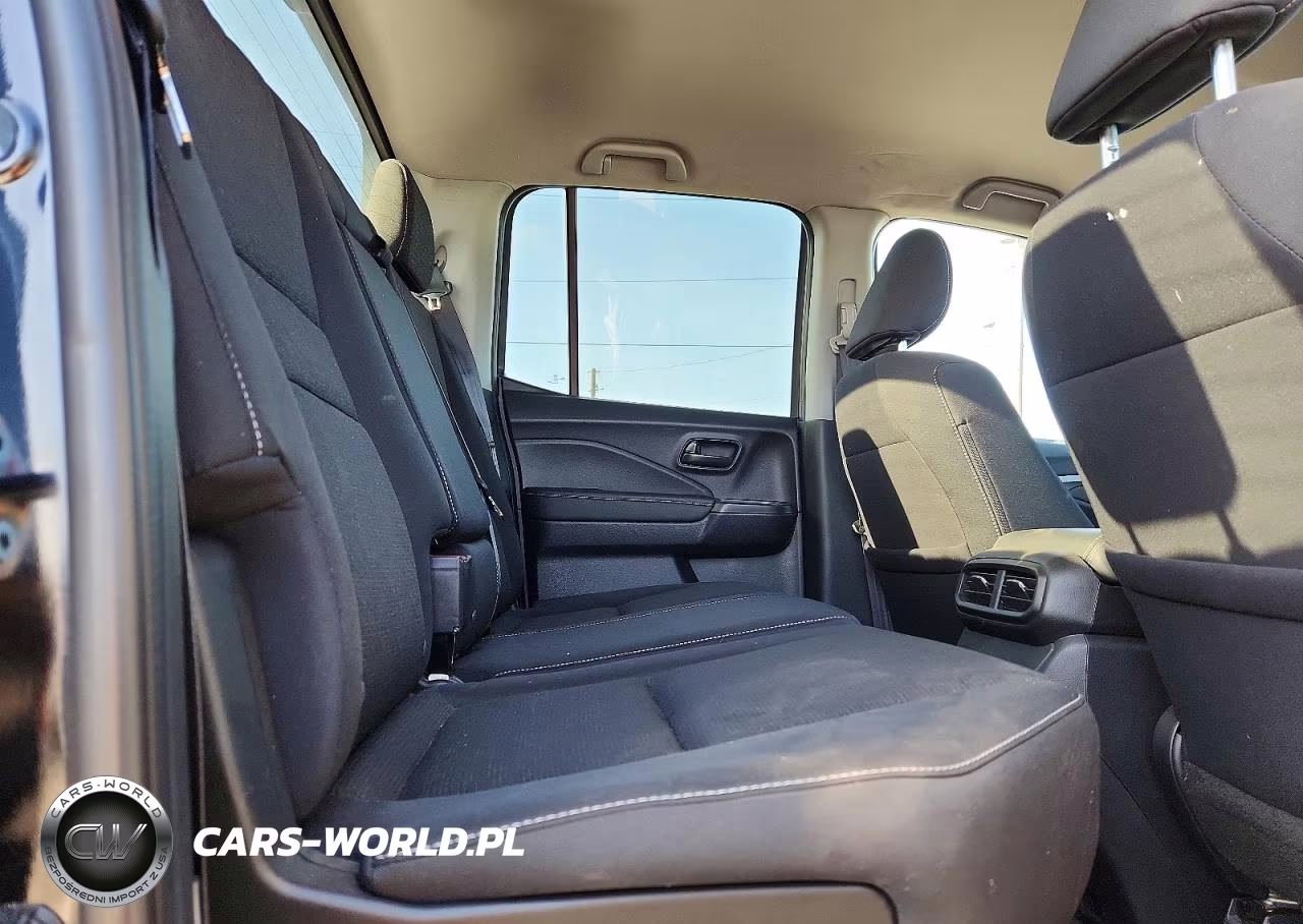 2025 Honda Ridgeline Sport VIN:5FPYK3F18SB035024 - 10