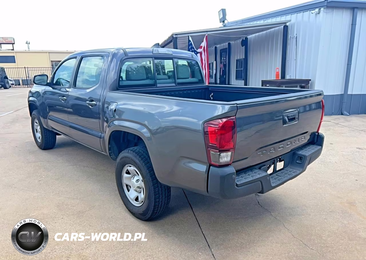 2018 Toyota Tacoma Sr VIN:5TFAX5GN7JX104508 - 3