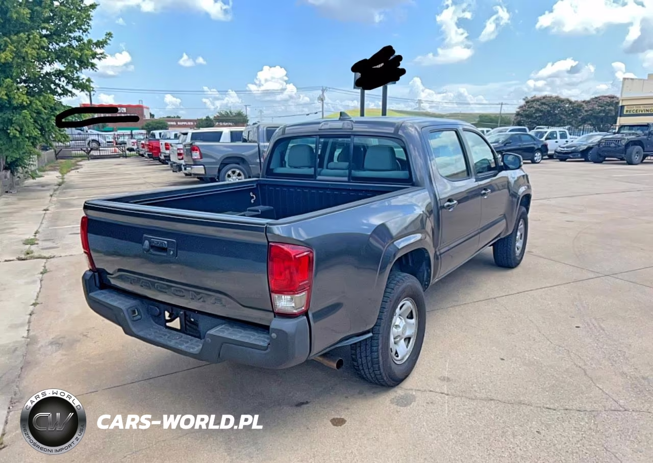 2018 Toyota Tacoma Sr VIN:5TFAX5GN7JX104508 - 4