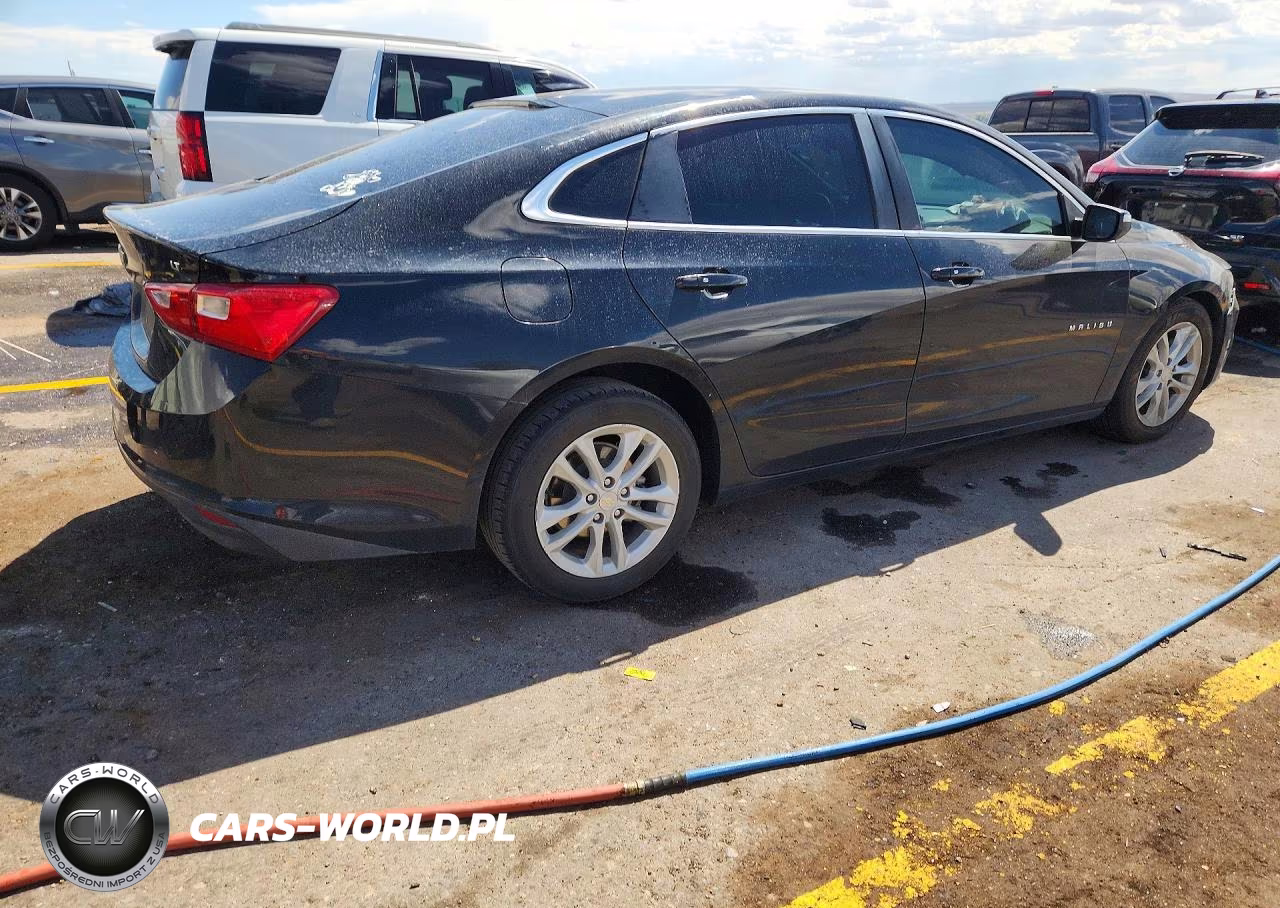2018 Chevrolet Malibu Lt VIN:1G1ZD5ST7JF141946 - 3