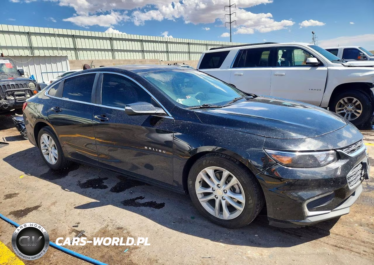 2018 Chevrolet Malibu Lt VIN:1G1ZD5ST7JF141946 - 4
