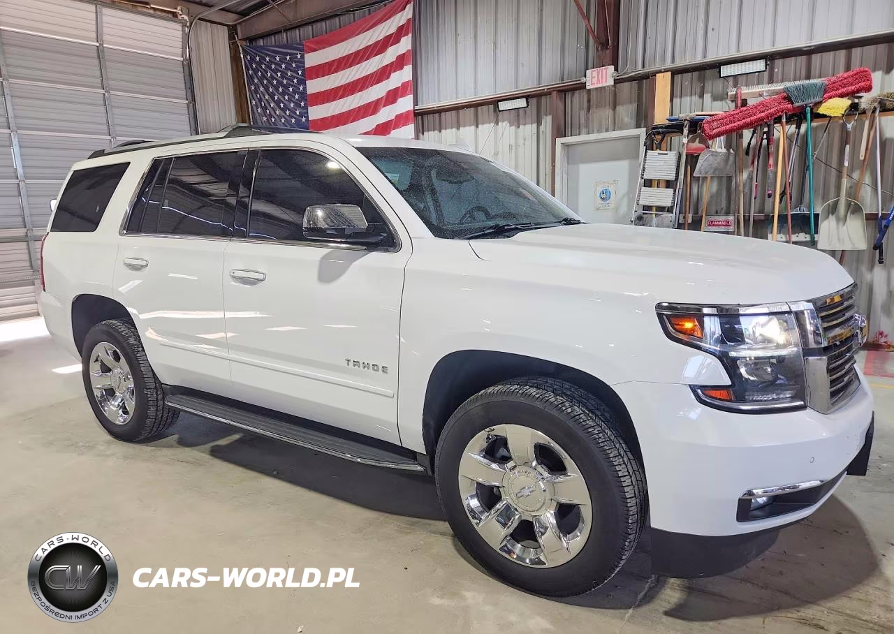 2017 Chevrolet Tahoe K1500 Premier VIN:1GNSKCKC8HR276677 - 4