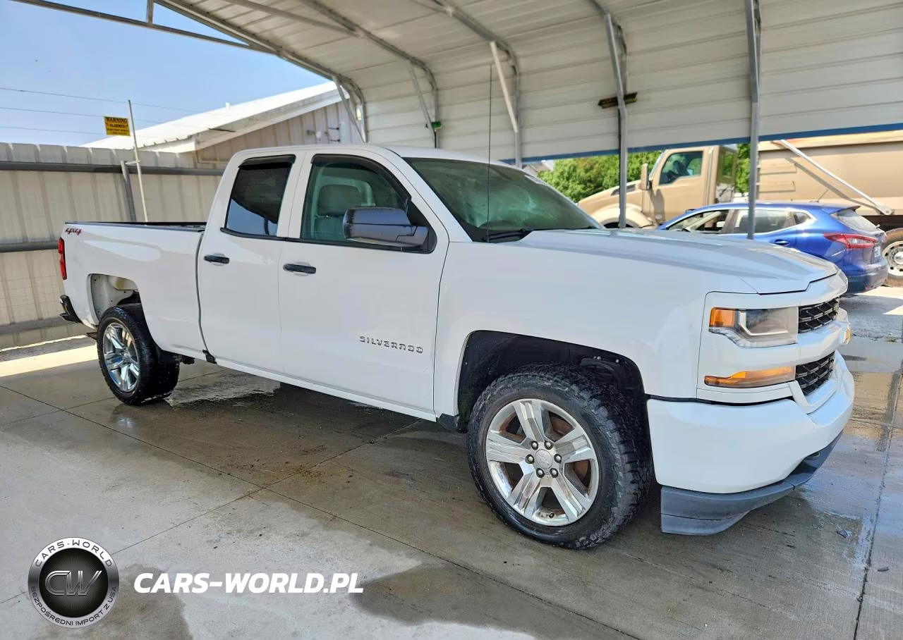 2016 Chevrolet Silverado K1500 Custom VIN:1GCVKPEC6GZ275423 - 4