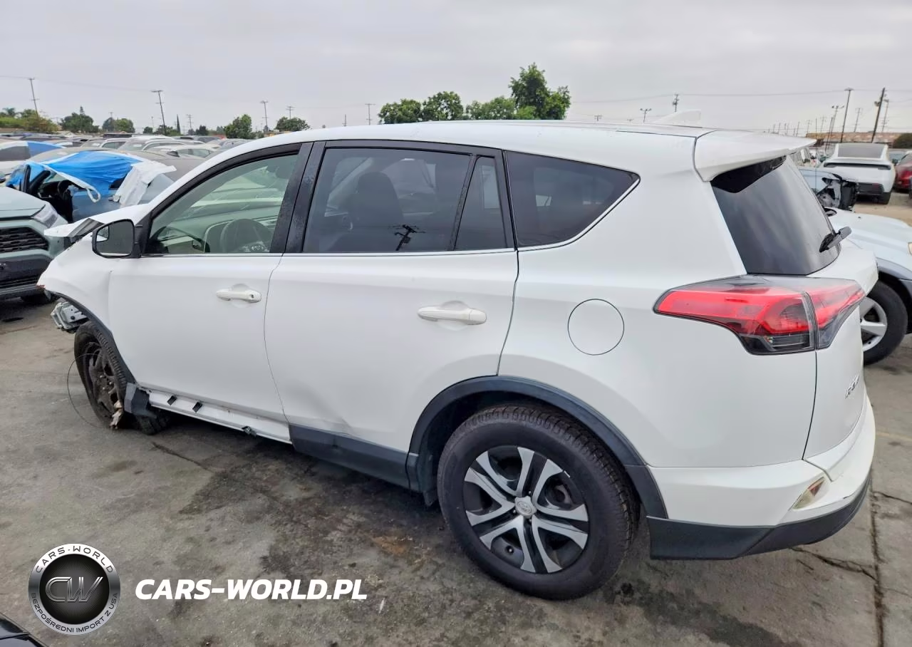 2018 Toyota Rav4 Le VIN:JTMZFREV4JJ201703 - 2