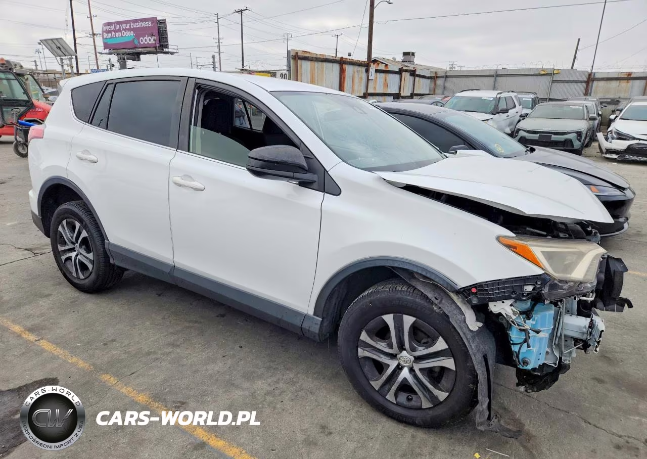 2018 Toyota Rav4 Le VIN:JTMZFREV4JJ201703 - 4