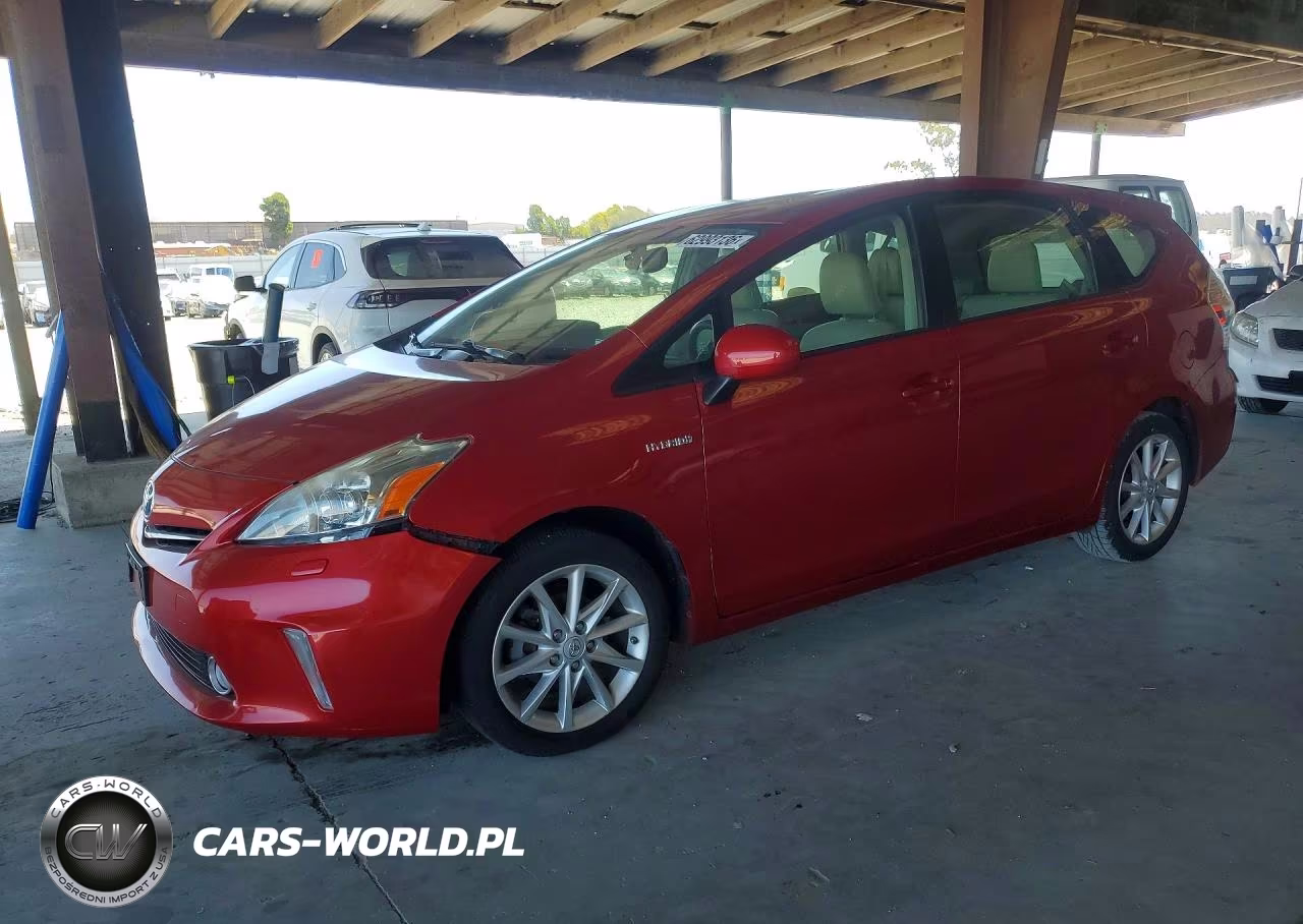 2014 Toyota Prius V Five – zdjęcie 1 z 12