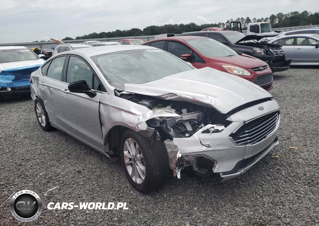 2019 Ford Fusion Se VIN:3FA6P0HD1KR209852 - 4