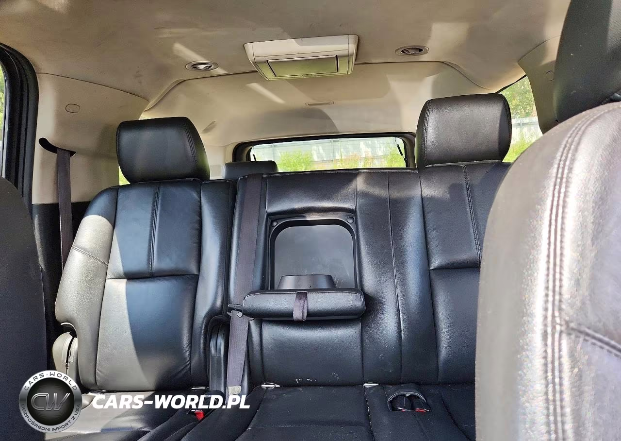 2013 Chevrolet Suburban K1500 Lt VIN:1GNSKJE70DR106116 - 10