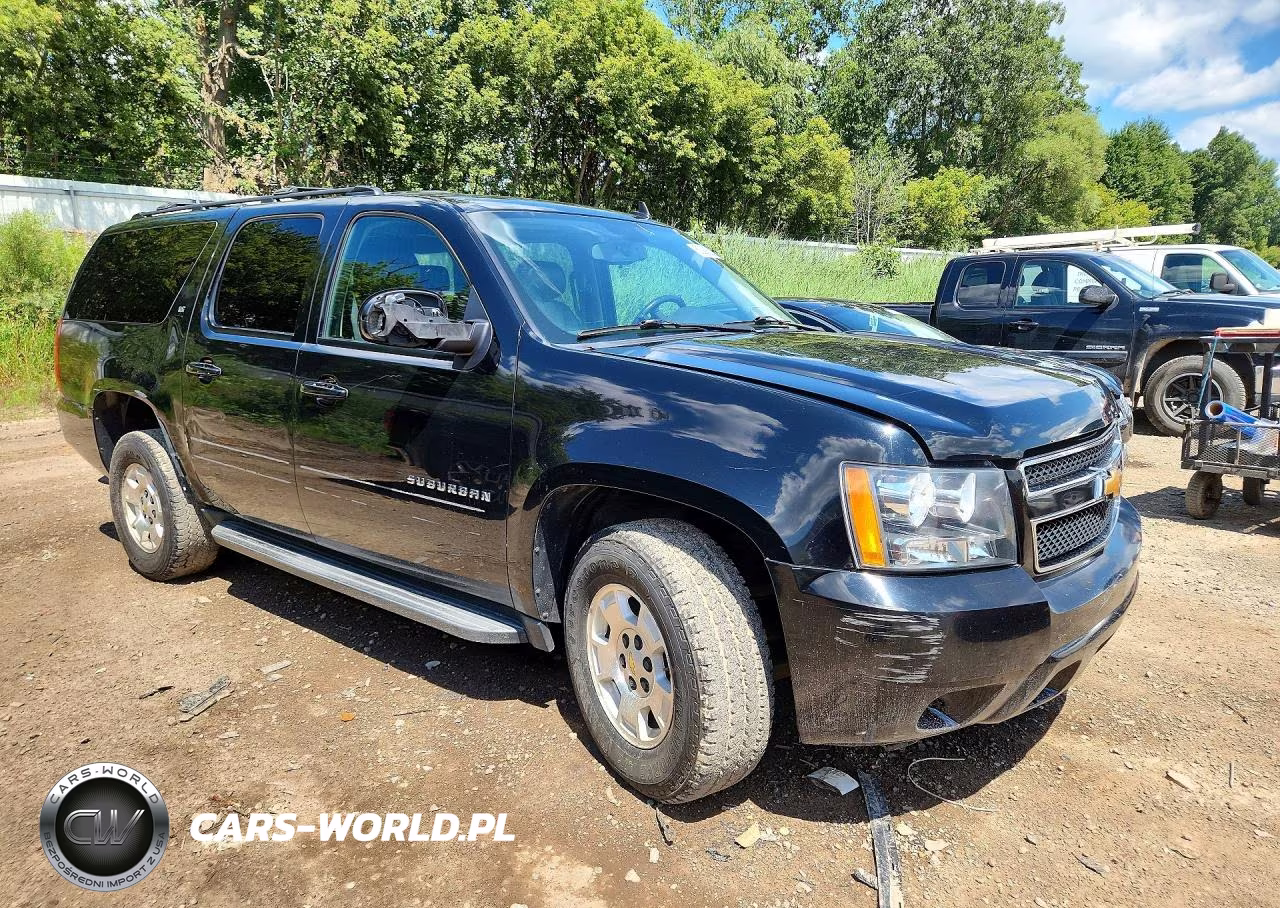 2013 Chevrolet Suburban K1500 Lt VIN:1GNSKJE70DR106116 - 4