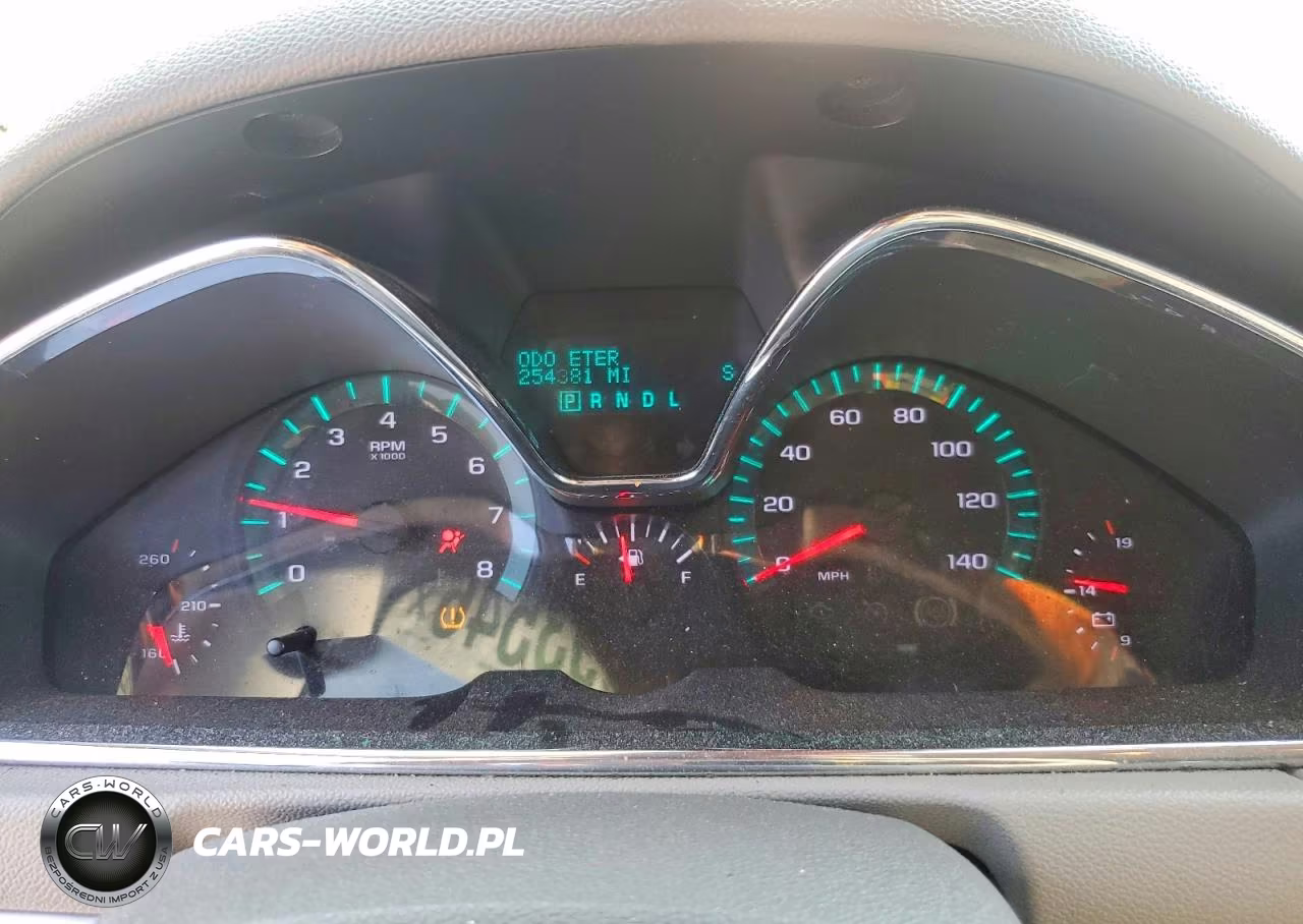 2013 Chevrolet Traverse Ls VIN:1GNKRFED9DJ217860 - 9