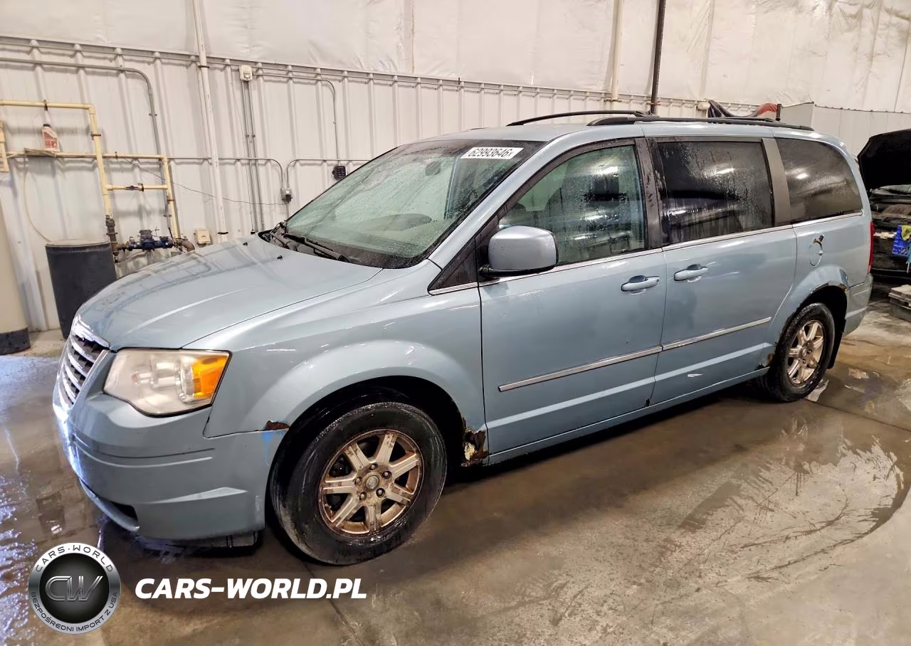 2009 Chrysler Town & Country Touring