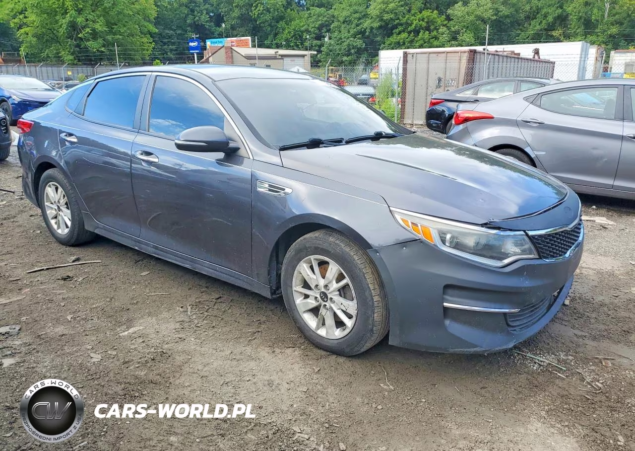 2017 Kia Optima Lx VIN:5XXGT4L36HG160042 - 4