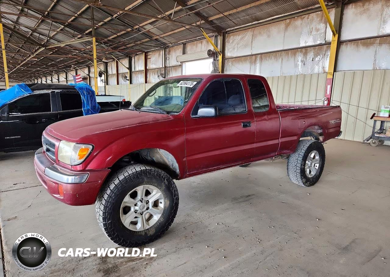 TOYOTA TACOMA XTR