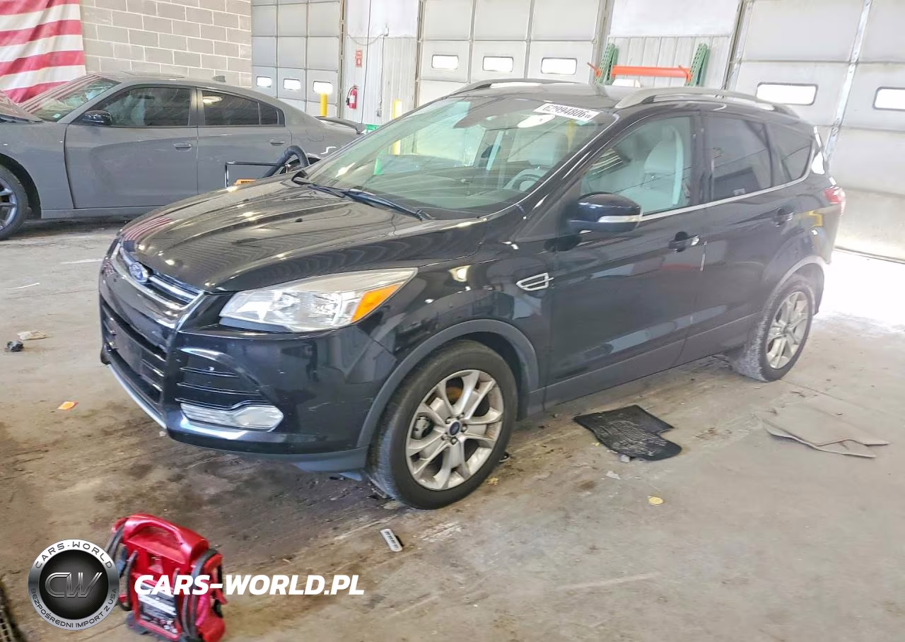 2016 Ford Escape Titanium – zdjęcie 1 z 13