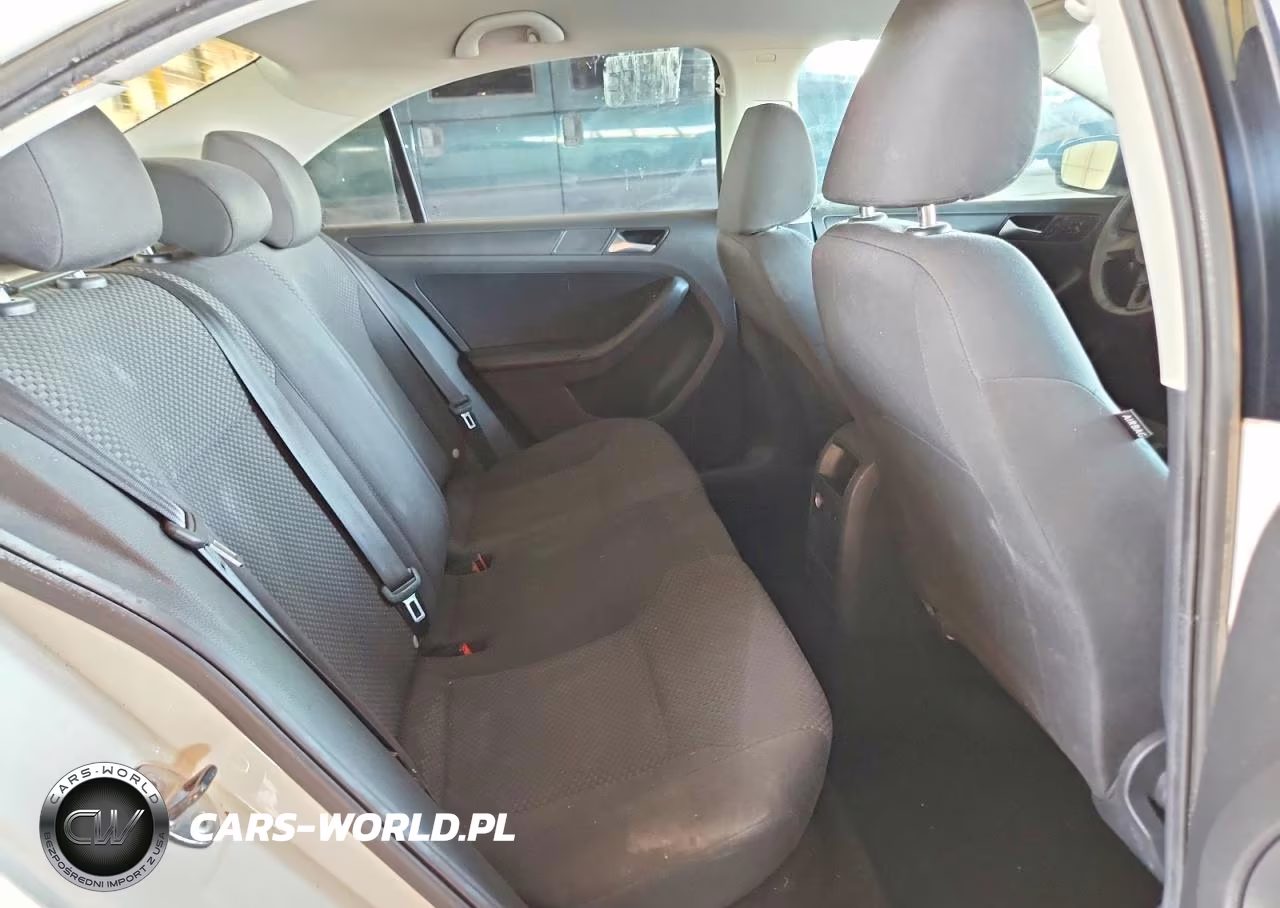 2013 Volkswagen Jetta Base VIN:3VW2K7AJ5DM280629 - 10