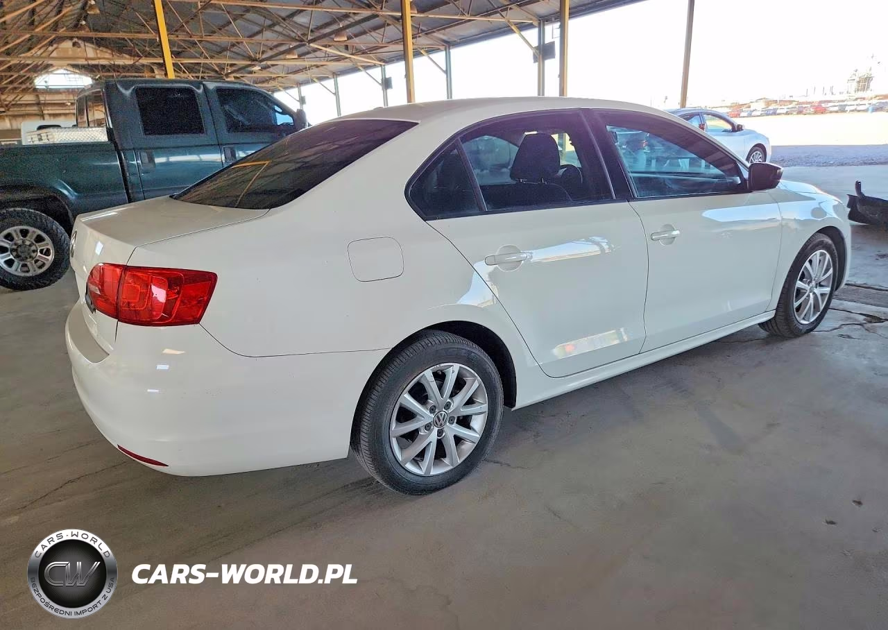 2013 Volkswagen Jetta Base VIN:3VW2K7AJ5DM280629 - 3
