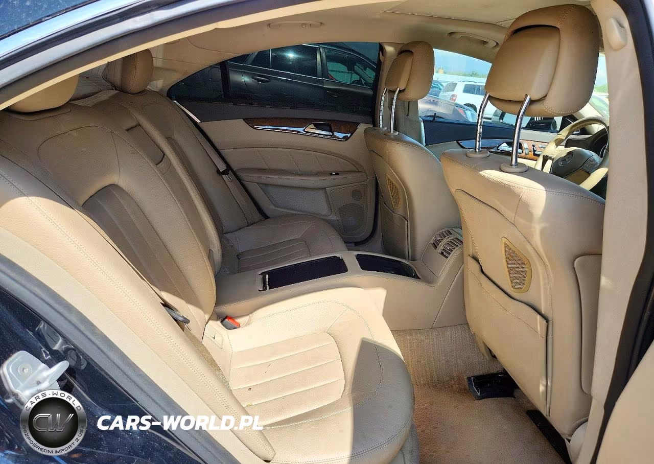 2012 Mercedes-Benz Cls 550 VIN:WDDLJ7DB8CA017843 - 10