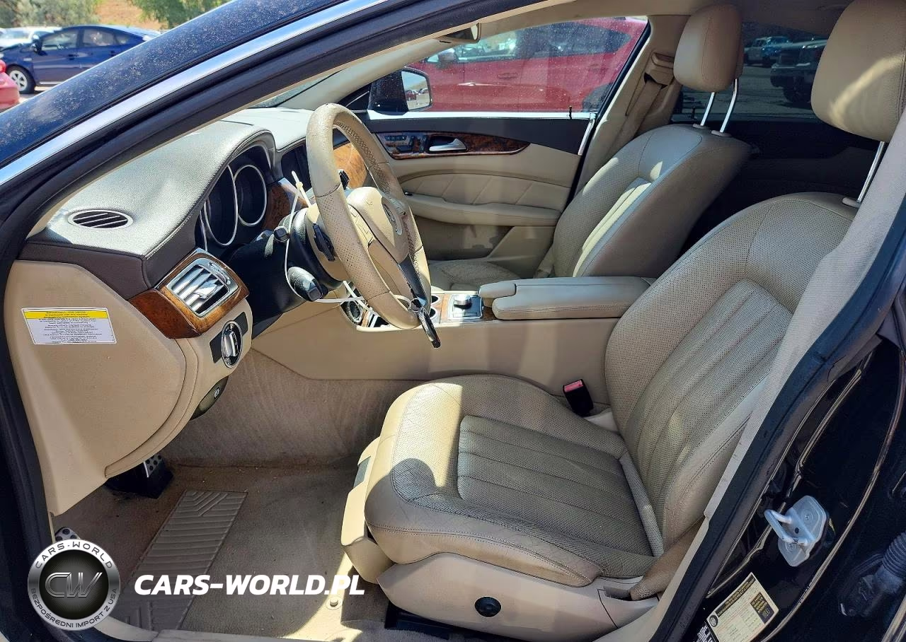 2012 Mercedes-Benz Cls 550 VIN:WDDLJ7DB8CA017843 - 7