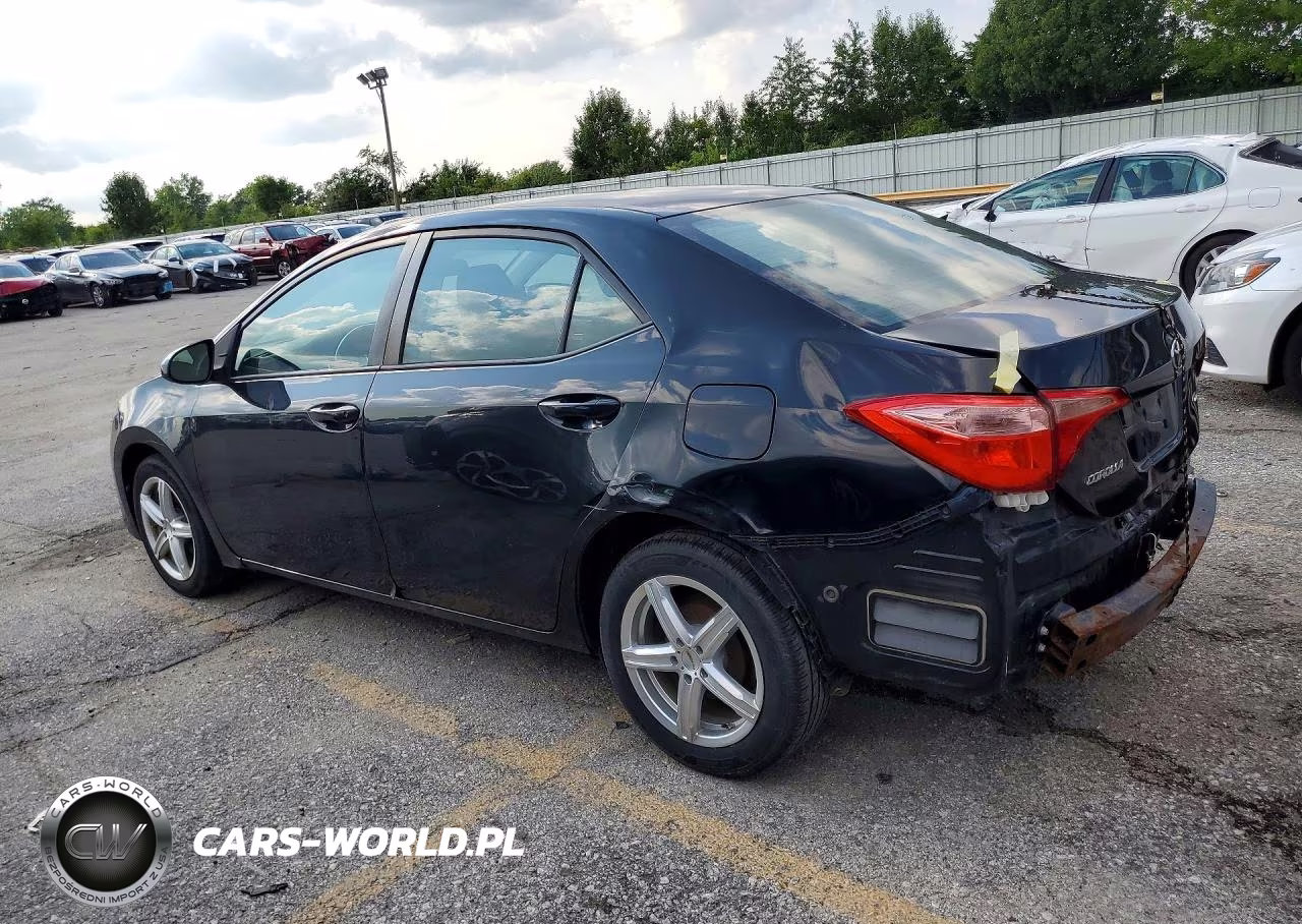 2017 Toyota Corolla Le VIN:2T1BURHE1HC887983 - 2