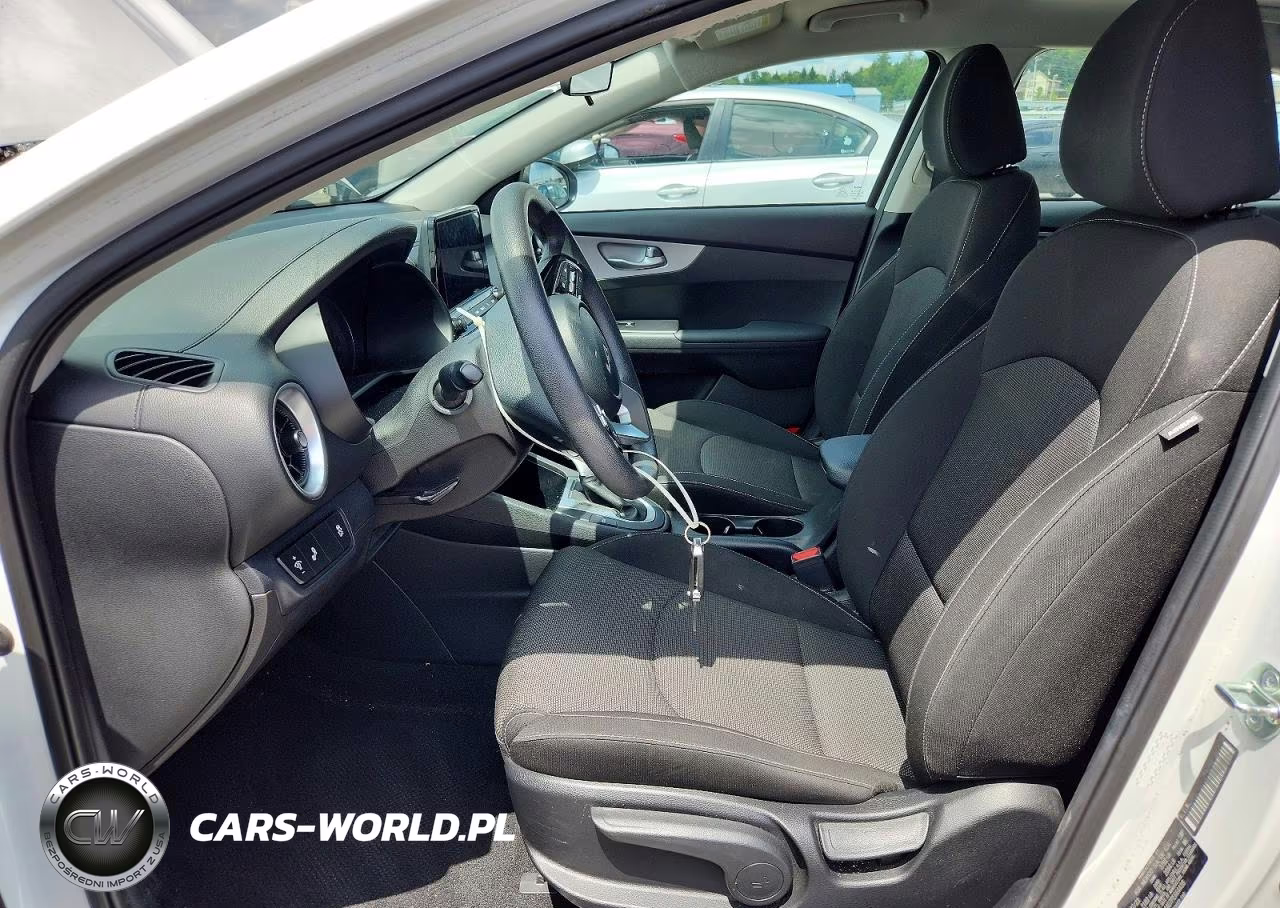 2023 Kia Forte Lxs VIN:3KPF24AD7PE664438 - 7