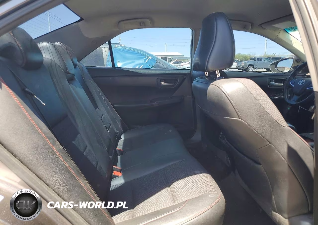 2017 Toyota Camry Se VIN:4T1BF1FK4HU279832 - 10