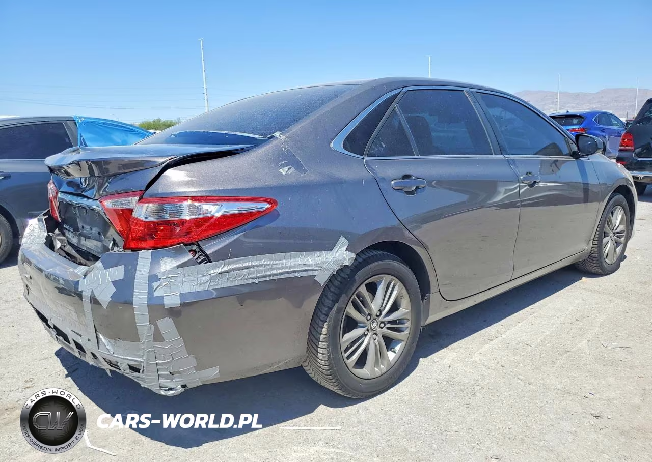 2017 Toyota Camry Se VIN:4T1BF1FK4HU279832 - 3