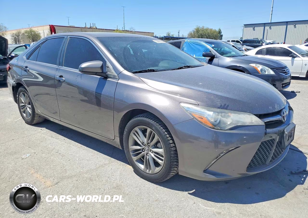 2017 Toyota Camry Se VIN:4T1BF1FK4HU279832 - 4