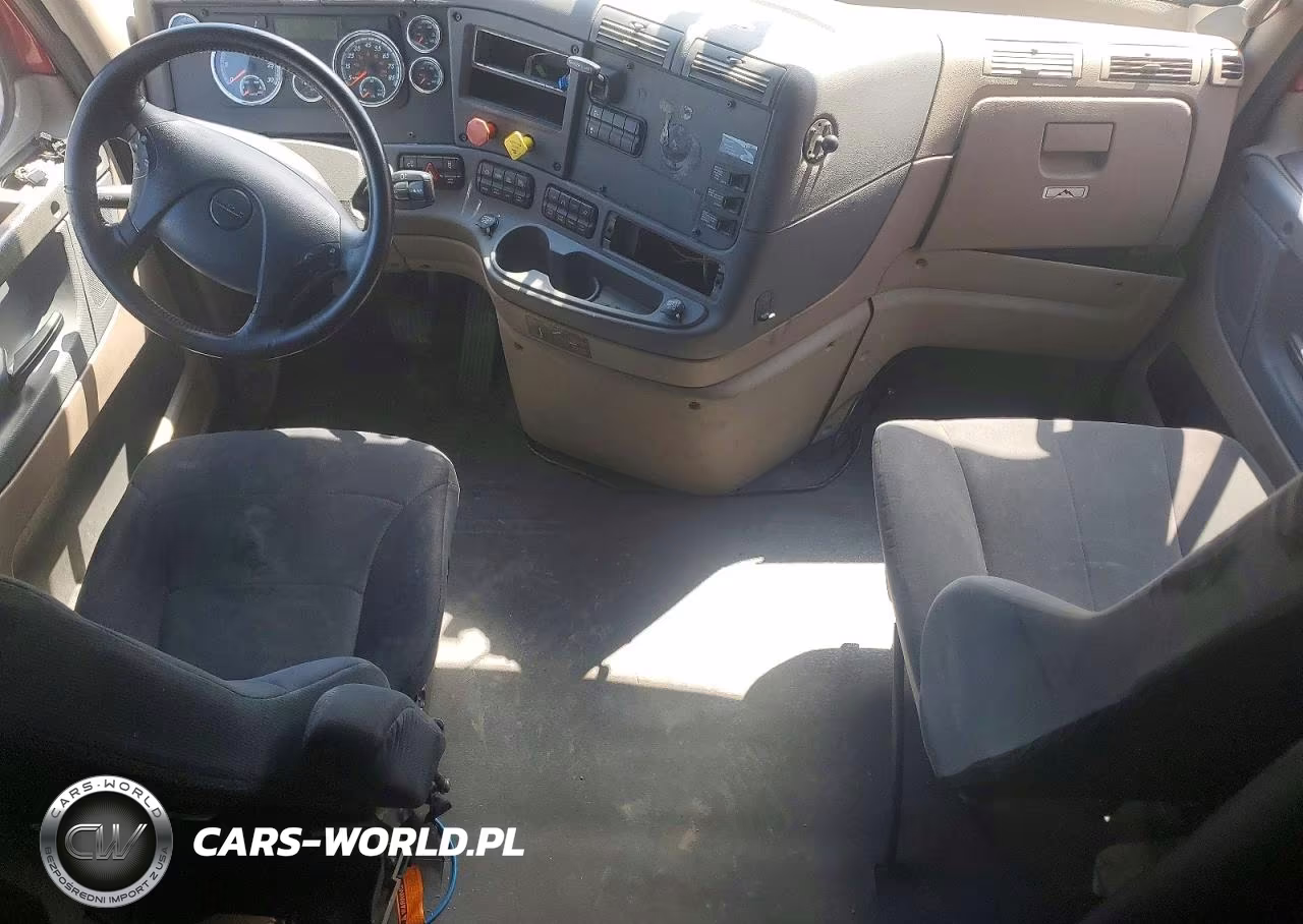 2018 Freightliner Cascadia 125 Semi Truck VIN:3AKJGLDV9JSJT7295 - 8