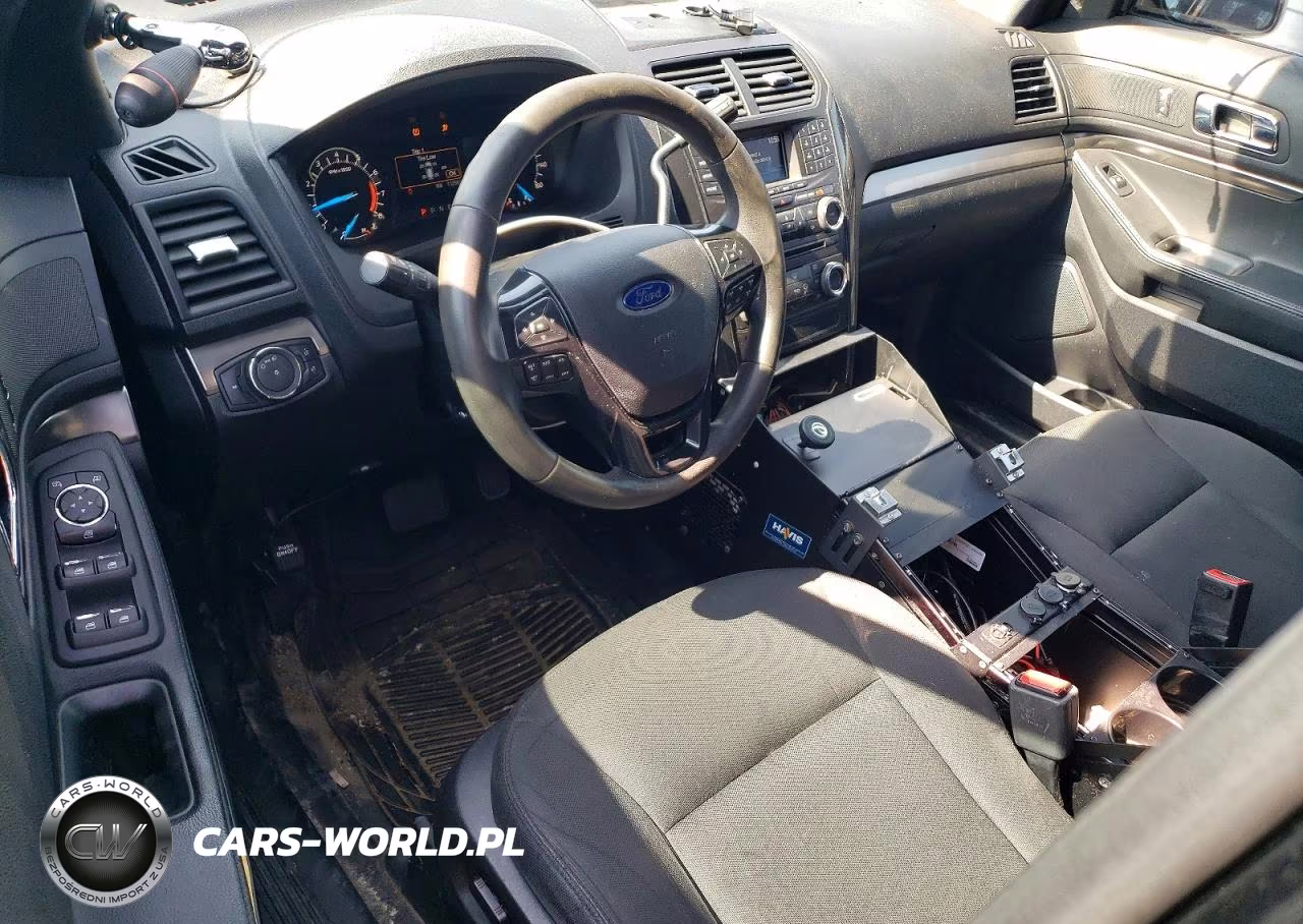 2018 Ford Explorer Police Interceptor VIN:1FM5K8AR5JGB91933 - 8