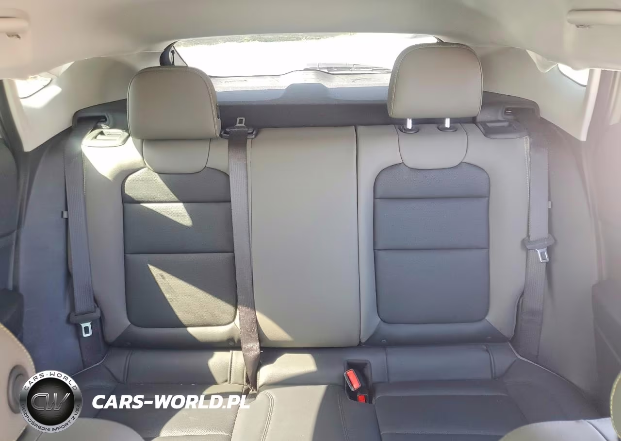 2025 Chevrolet Trax Activ VIN:KL77LKEP8SC214482 - 10