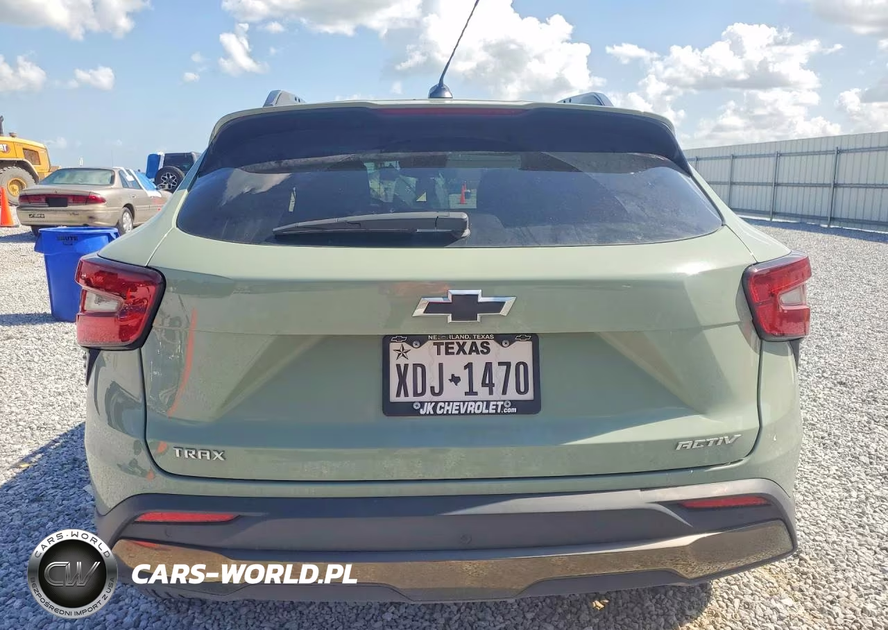 2025 Chevrolet Trax Activ VIN:KL77LKEP8SC214482 - 6