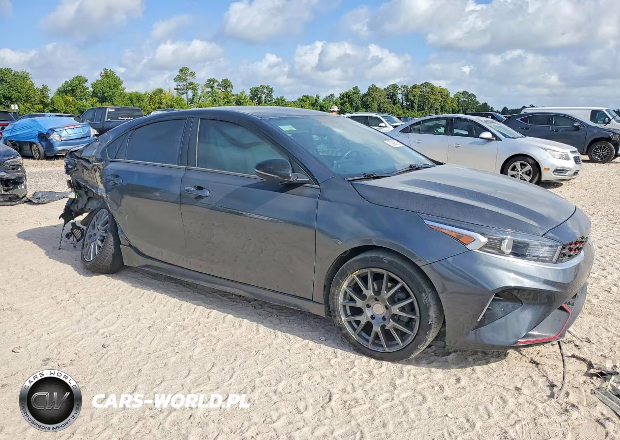 2024 Kia Forte Gt Line VIN:3KPF54ADXRE713741 - 4