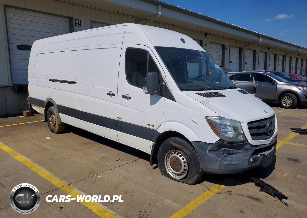 2015 Mercedes-Benz Sprinter 2500 VIN:WD3PE8DCXFP145706 - 4