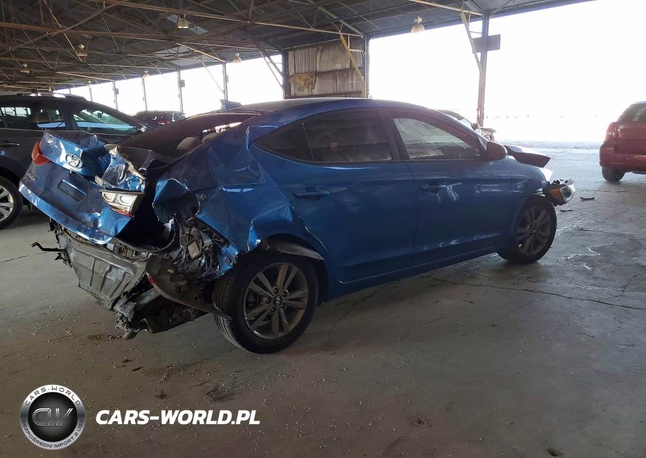 2018 Hyundai Elantra Sel VIN:5NPD84LF6JH223567 - 3