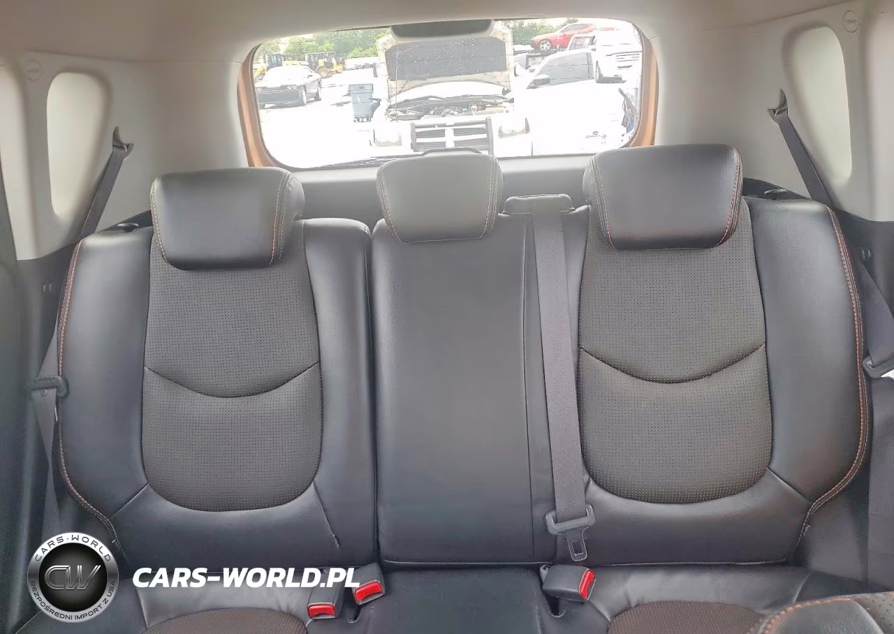 2010 Kia Soul + VIN:KNDJT2A23A7112419 - 10