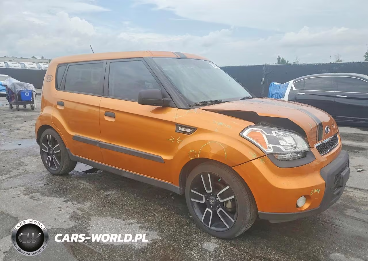 2010 Kia Soul + VIN:KNDJT2A23A7112419 - 4