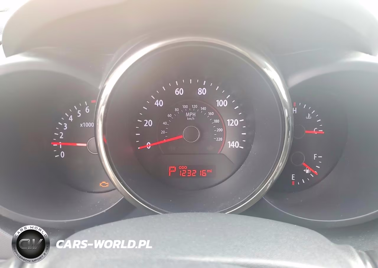 2010 Kia Soul + VIN:KNDJT2A23A7112419 - 9