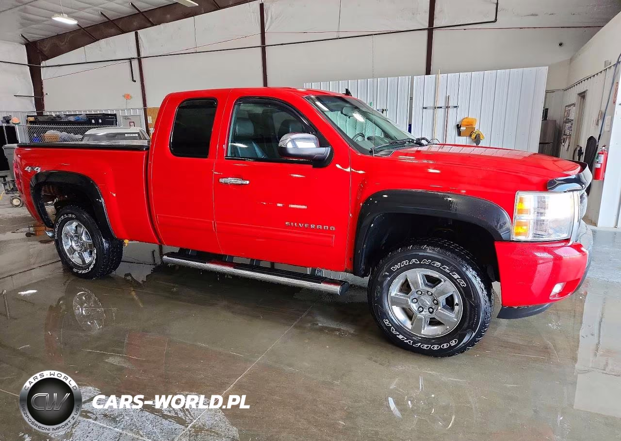 2011 Chevrolet Silverado K1500 Lt VIN:1GCRKSE36BZ295345 - 4