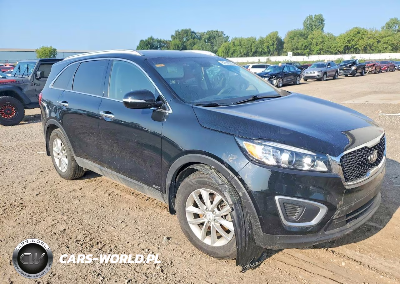 2018 Kia Sorento Lx VIN:5XYPGDA39JG371793 - 4