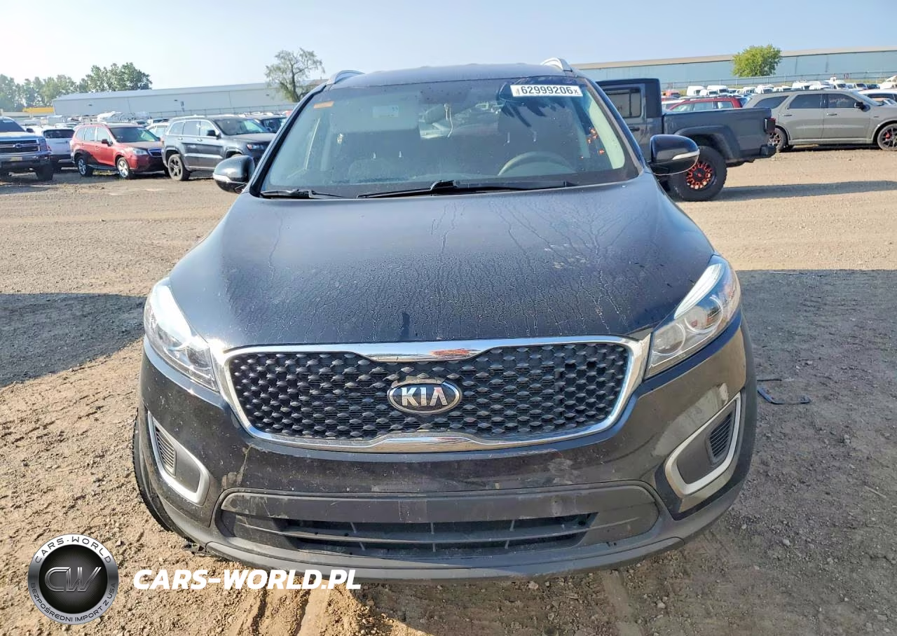 2018 Kia Sorento Lx VIN:5XYPGDA39JG371793 - 5