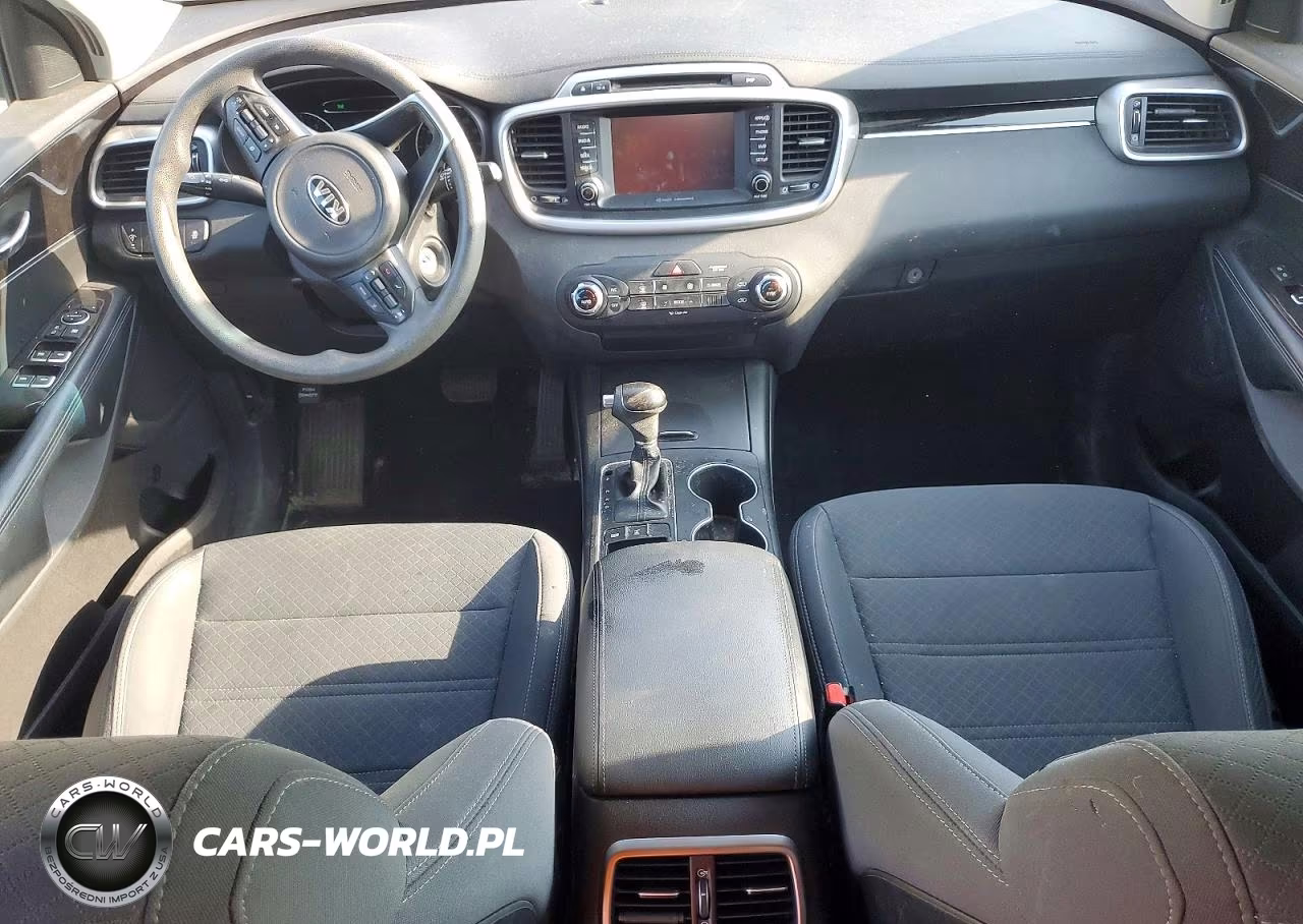 2018 Kia Sorento Lx VIN:5XYPGDA39JG371793 - 8