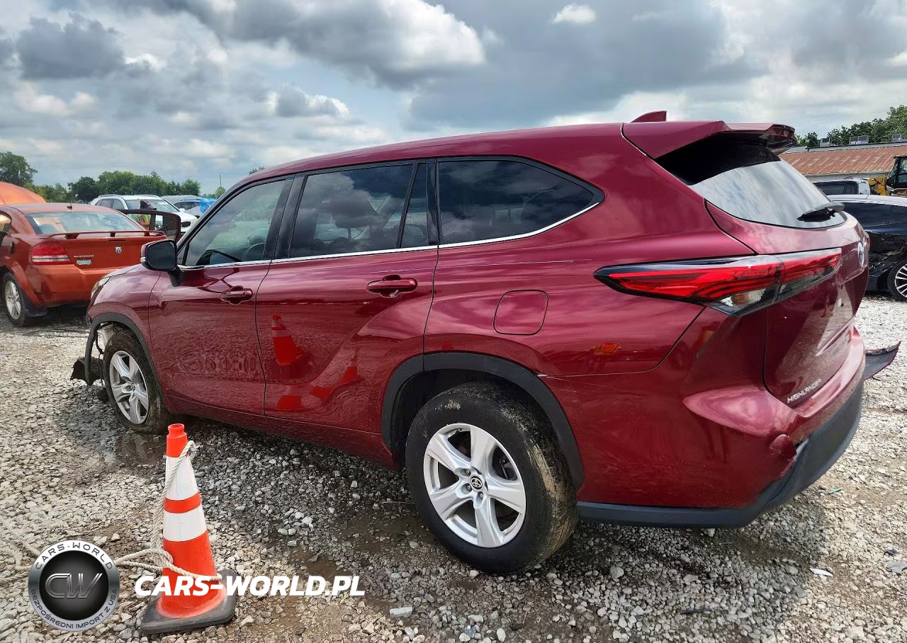 2021 Toyota Highlander Le VIN:5TDZZRAH2MS034093 - 2