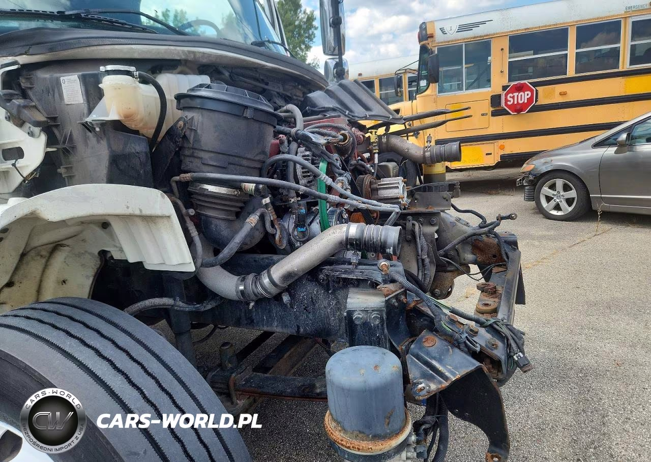 2009 Freightliner M2 106 Medium Duty VIN:1FVACWDT99HAH0553 - 10