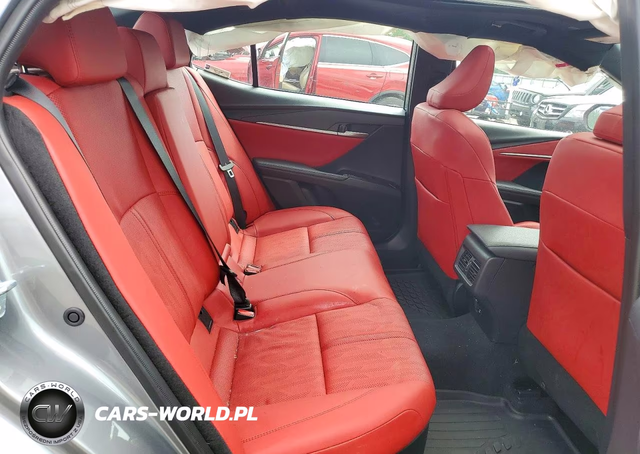 2025 Toyota Camry Xse VIN:4T1DBADK5SU533465 - 10