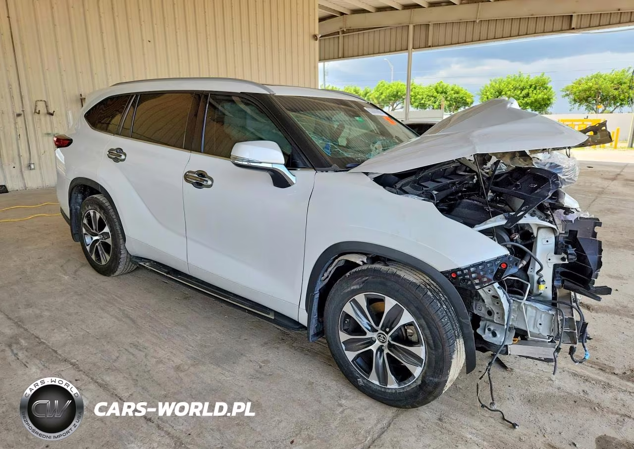 2022 Toyota Highlander Xle VIN:5TDGZRAH0NS141409 - 4