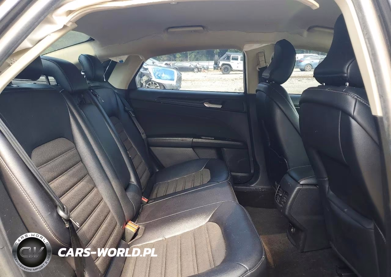 2018 Ford Fusion Se VIN:3FA6P0HD3JR283319 - 10